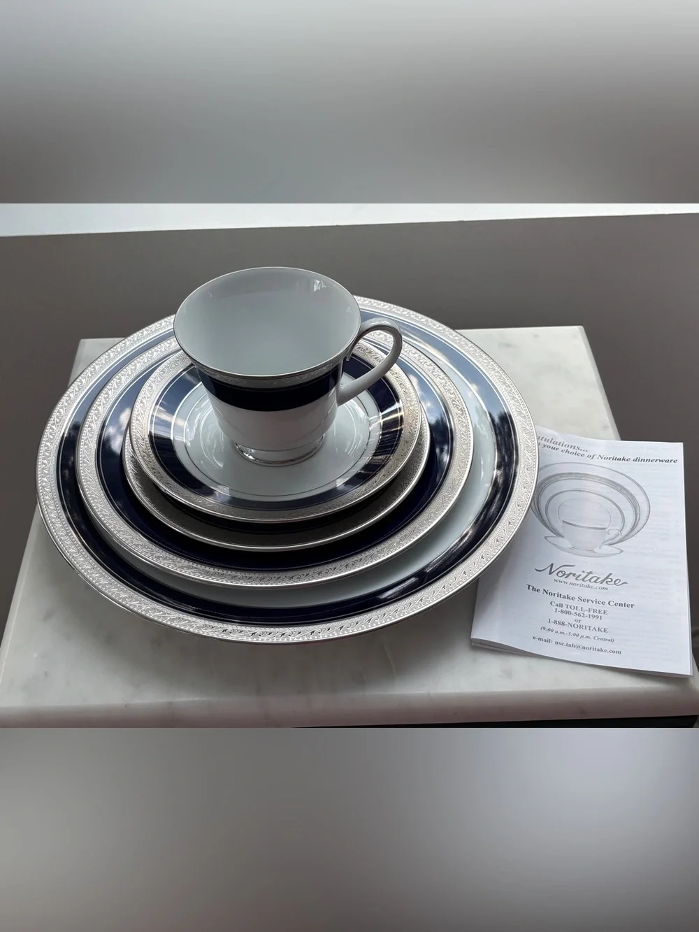 Noritake Crestwood Cobalt Platinum 5-Piece Place Setting Pattern 4170 New in Box
